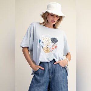 Easel Light Blue Short-Sleeve Shell Graphic Tee